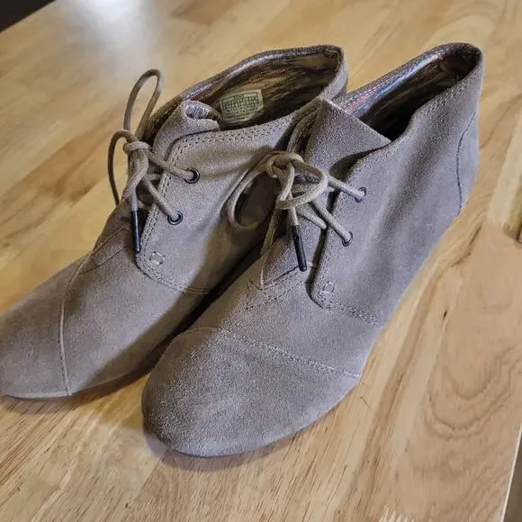 TOMS Gray Suede Leather Wedge Tie 8.5 - Picture 5 of 8